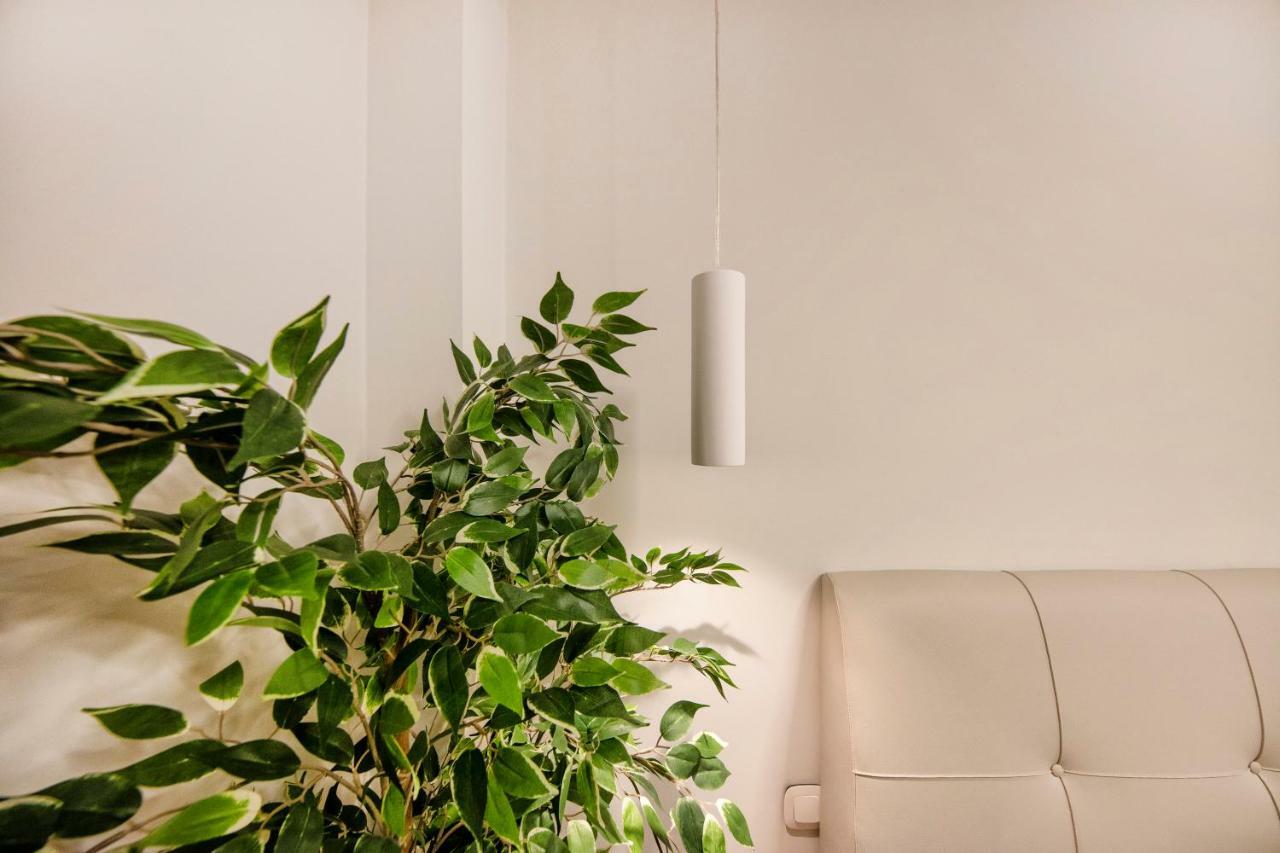 Stunning Αpartment Ιn Τhe Heart Athens. Apartment Exterior photo