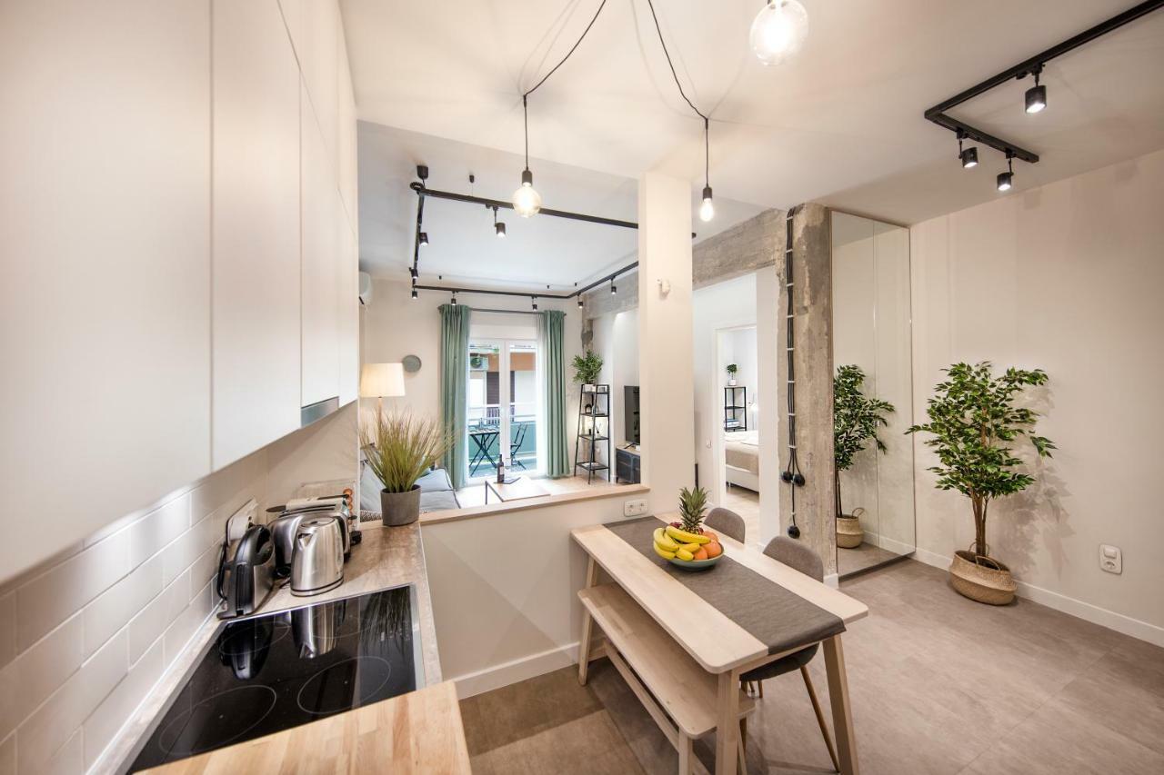 Stunning Αpartment Ιn Τhe Heart Athens. Apartment Exterior photo